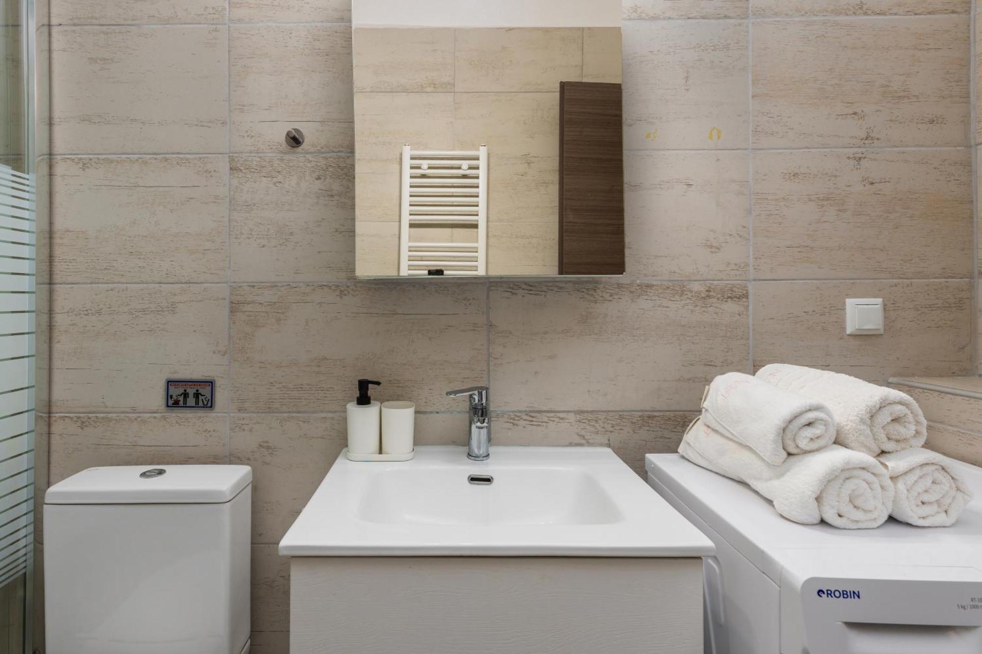 Tropical & Faces By Nest Apartment Thessaloníki Luaran gambar