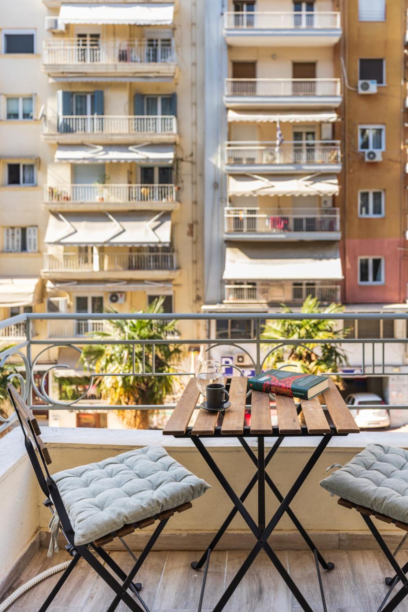 Tropical & Faces By Nest Apartment Thessaloníki Luaran gambar