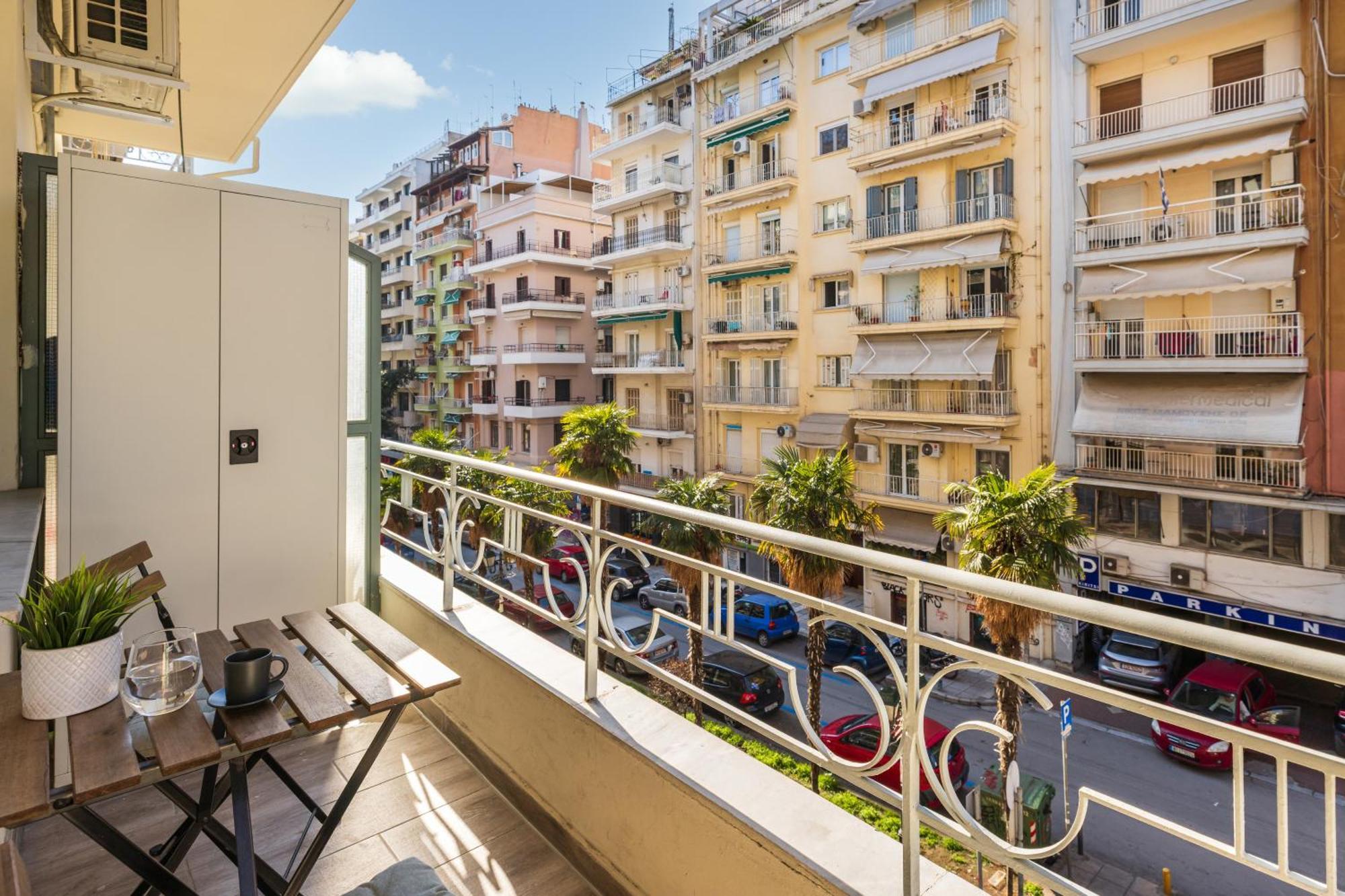 Tropical & Faces By Nest Apartment Thessaloníki Luaran gambar